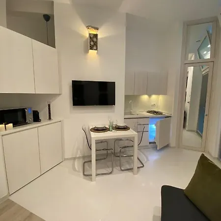 Home3 Bed *