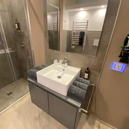 Apartman 3 Bed 4*