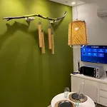 3 Bed 4*