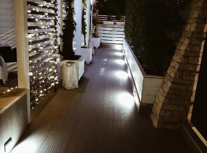 3 Bed